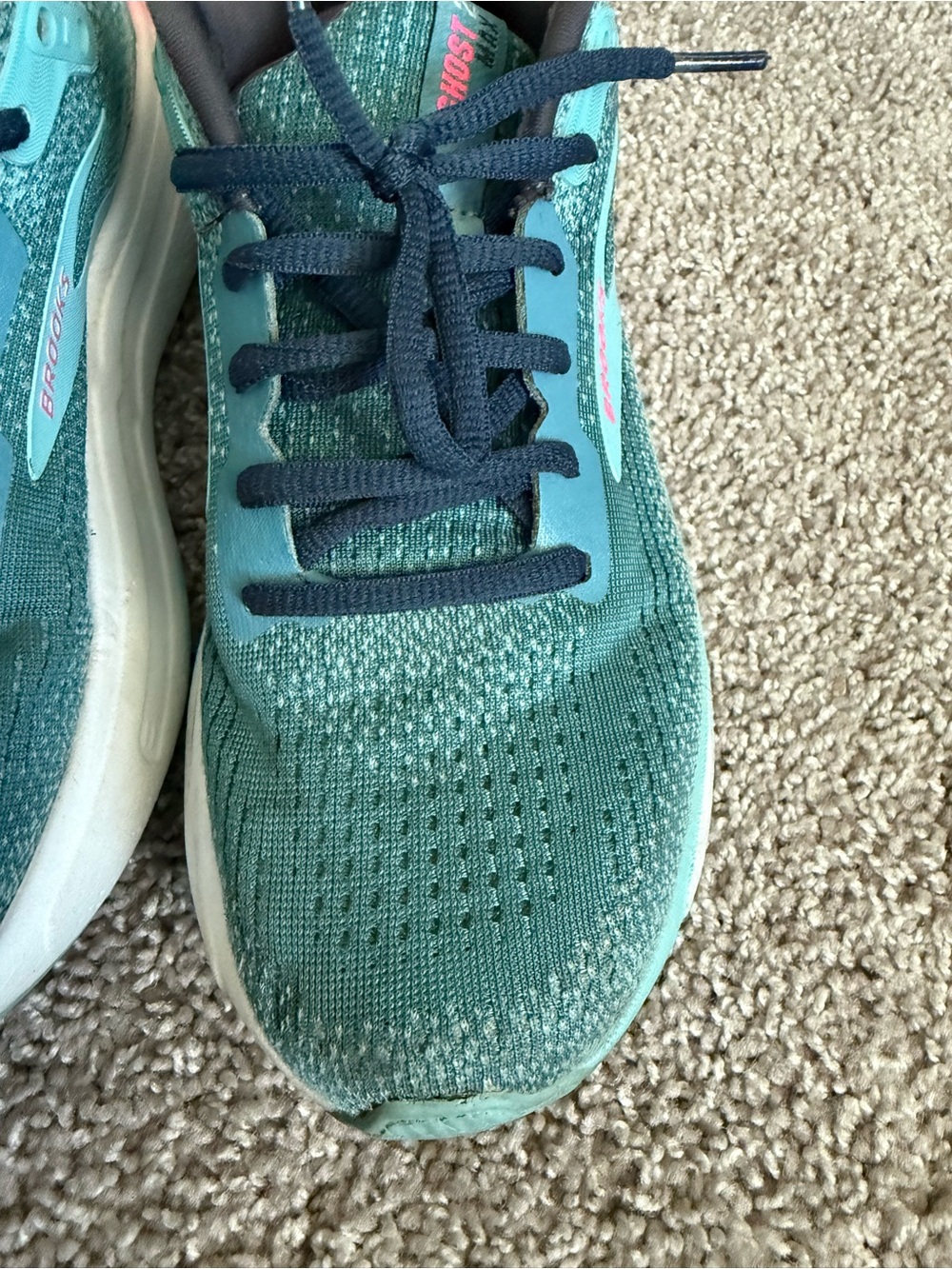 Brooks Women's Teal and Pink Athletic Running Shoes - Picture 10 of 16